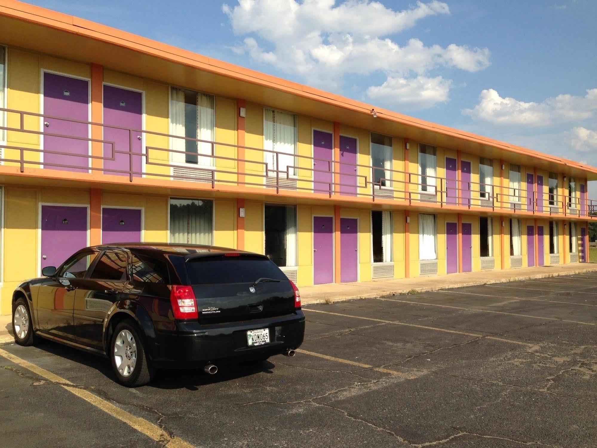 Country Inn Motel Vivian Exterior photo